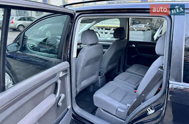 Минивэн Volkswagen Touran 2009 в Ровно