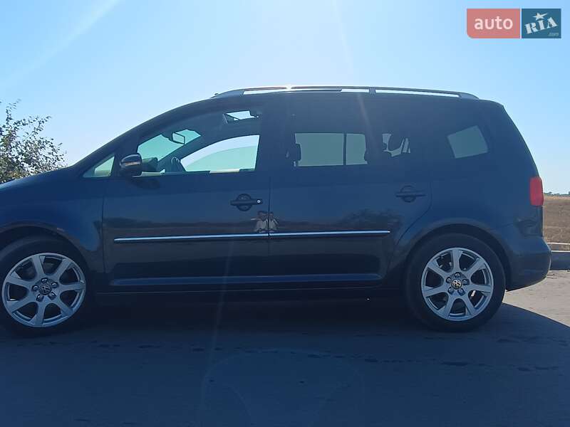 Мінівен Volkswagen Touran 2013 в Полтаві фото 5 Мінівен Volkswagen Touran 2013 в Полтаві