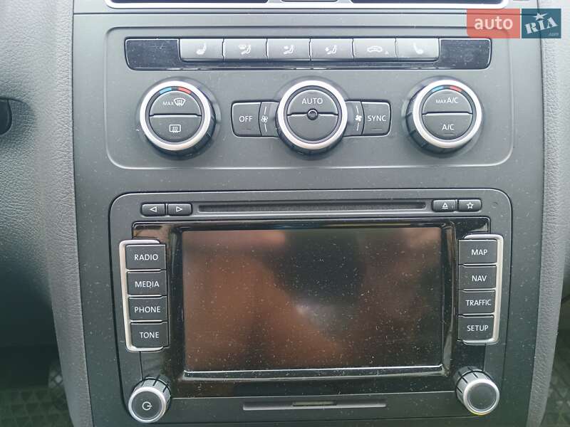 Мінівен Volkswagen Touran 2013 в Полтаві фото 12 Мінівен Volkswagen Touran 2013 в Полтаві
