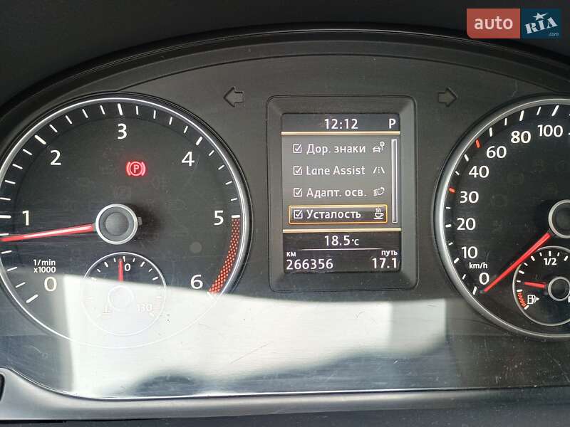 Мінівен Volkswagen Touran 2013 в Полтаві фото 21 Мінівен Volkswagen Touran 2013 в Полтаві