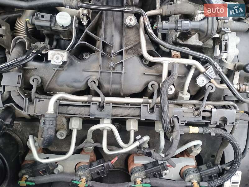 Мінівен Volkswagen Touran 2013 в Полтаві фото 26 Мінівен Volkswagen Touran 2013 в Полтаві