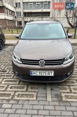 Мінівен Volkswagen Touran 2013 в Києві