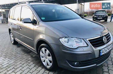 Мінівен Volkswagen Touran 2007 в Мукачевому