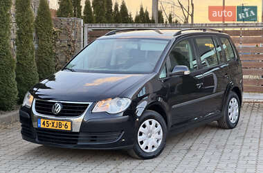 Мінівен Volkswagen Touran 2007 в Стрию