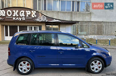 Минивэн Volkswagen Touran 2003 в Черновцах