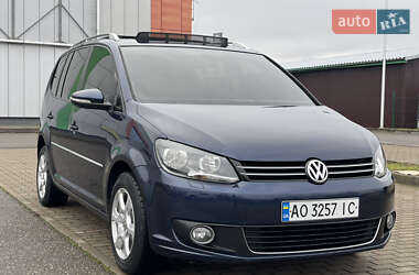 Минивэн Volkswagen Touran 2010 в Виноградове