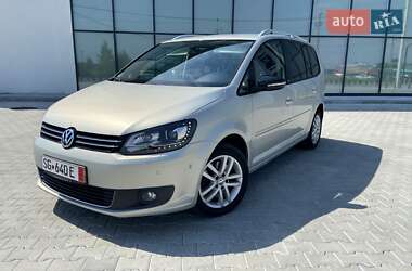 Минивэн Volkswagen Touran 2012 в 