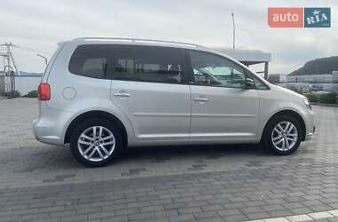 Минивэн Volkswagen Touran 2012 в 