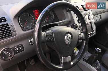 Мінівен Volkswagen Touran 2010 в Вознесенську