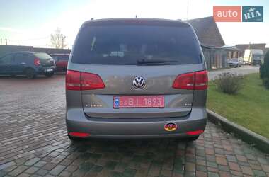 Мінівен Volkswagen Touran 2010 в Сарнах