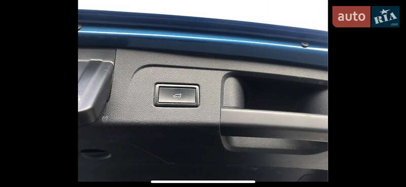 Микровэн Volkswagen Touran 2016 в Днепре
