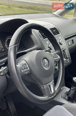 Минивэн Volkswagen Touran 2012 в Луцке