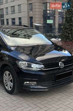 Микровэн Volkswagen Touran 2016 в 