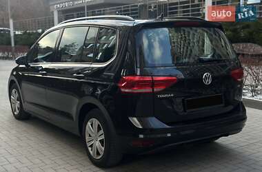 Микровэн Volkswagen Touran 2016 в 
