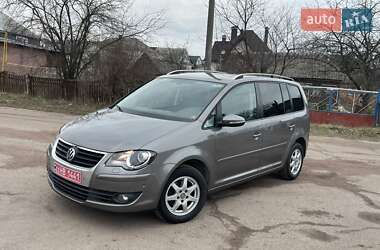 Мінівен Volkswagen Touran 2010 в Коростені