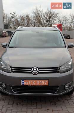 Мінівен Volkswagen Touran 2011 в Рівному