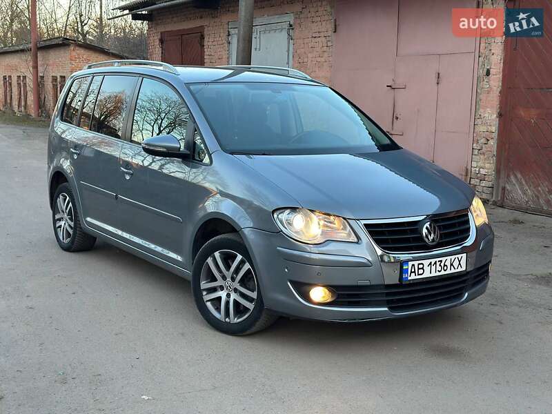 Volkswagen Touran 2010