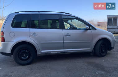 Мінівен Volkswagen Touran 2003 в 