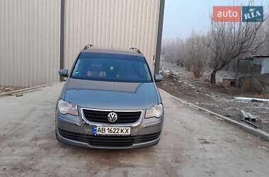 Минивэн Volkswagen Touran 2009 в Корсуне-Шевченковском