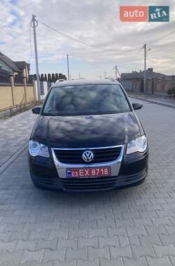 Мінівен Volkswagen Touran 2007 в Ковелі