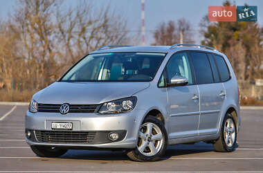 Минивэн Volkswagen Touran 2011 в Виннице