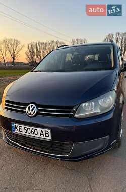 Минивэн Volkswagen Touran 2011 в Днепре