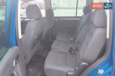 Минивэн Volkswagen Touran 2006 в Кагарлыке