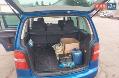 Минивэн Volkswagen Touran 2006 в Кагарлыке