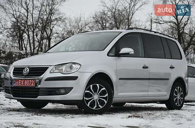 Минивэн Volkswagen Touran 2008 в Бердичеве