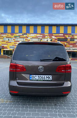 Минивэн Volkswagen Touran 2012 в Львове