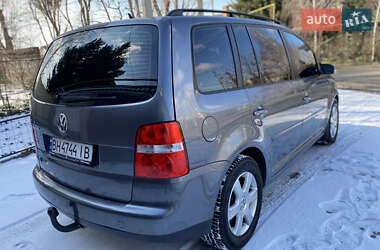 Мінівен Volkswagen Touran 2006 в Одесі