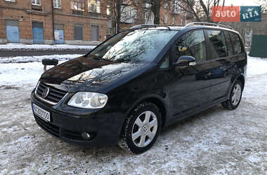 Мінівен Volkswagen Touran 2004 в Харкові