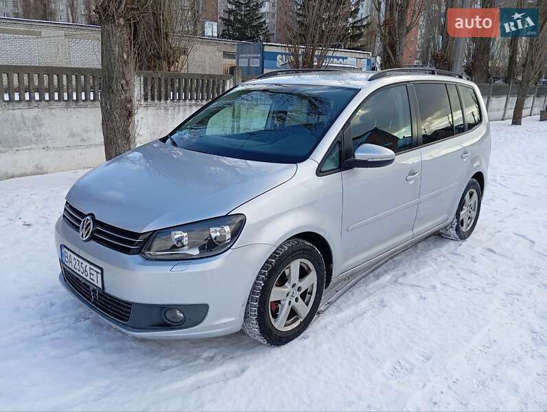 Volkswagen Touran 2011
