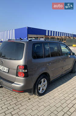 Минивэн Volkswagen Touran 2010 в 