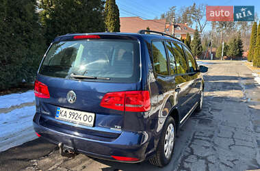 Мінівен Volkswagen Touran 2011 в Києві