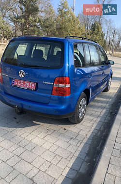 Мінівен Volkswagen Touran 2004 в Городку