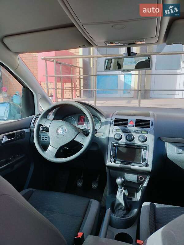 Минивэн Volkswagen Touran 2009 в Виннице