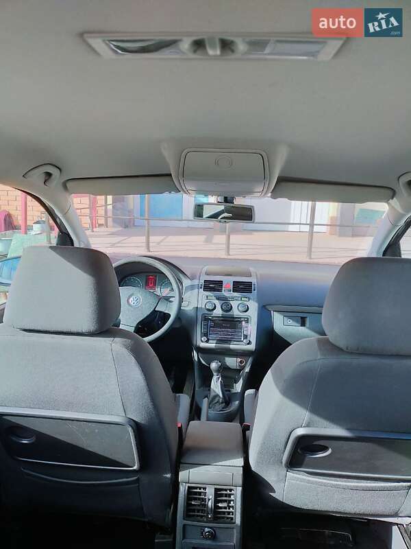 Минивэн Volkswagen Touran 2009 в Виннице