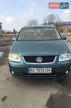 Минивэн Volkswagen Touran 2004 в Луцке