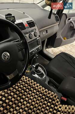 Минивэн Volkswagen Touran 2007 в 