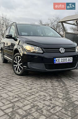 Минивэн Volkswagen Touran 2011 в Днепре