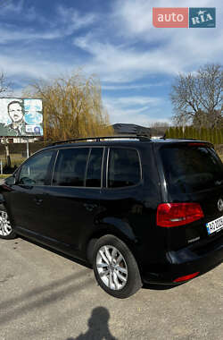 Минивэн Volkswagen Touran 2010 в Рокосово