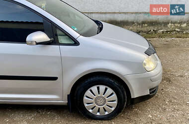 Минивэн Volkswagen Touran 2003 в Черновцах