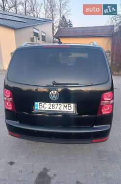 Мінівен Volkswagen Touran 2009 в Городку