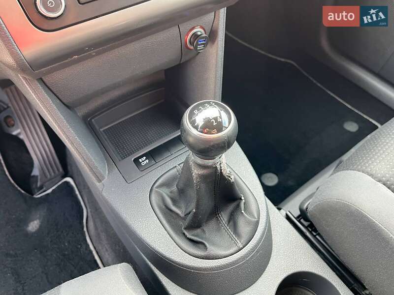 Мінівен Volkswagen Touran 2009 в Вінниці