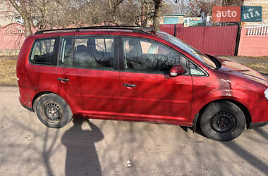 Минивэн Volkswagen Touran 2005 в 