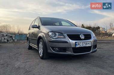 Минивэн Volkswagen Touran 2007 в Луцке