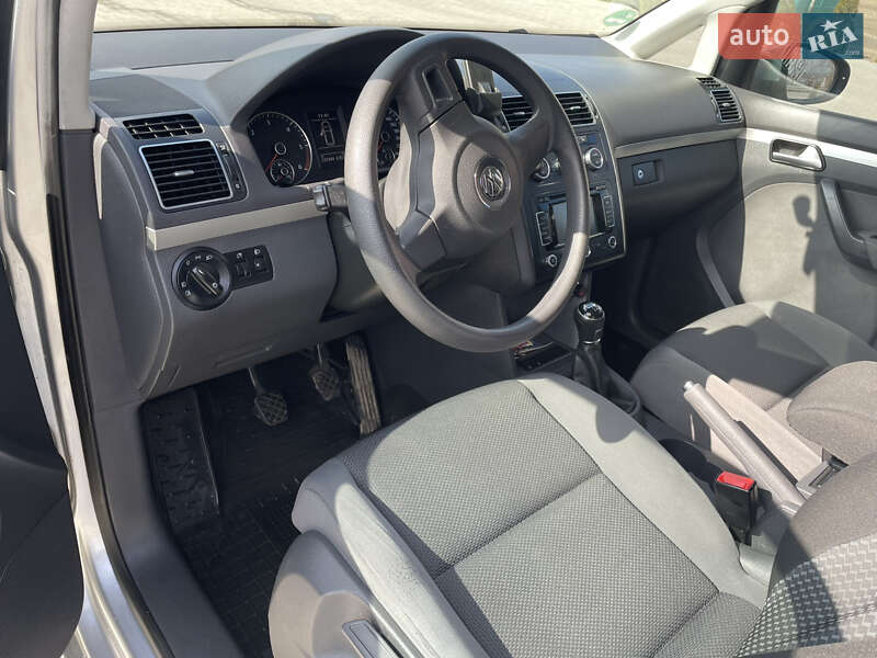 Минивэн Volkswagen Touran 2014 в Тернополе