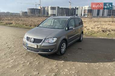 Минивэн Volkswagen Touran 2007 в 