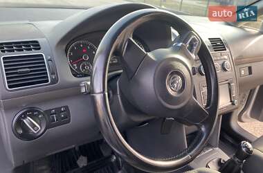 Минивэн Volkswagen Touran 2013 в Каменском